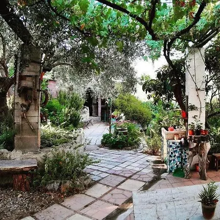 S'imbragu Farm לינה וארוחת בוקר