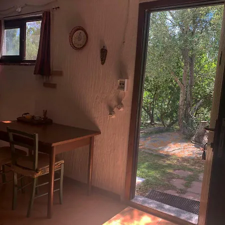 S'imbragu Farm לינה וארוחת בוקר