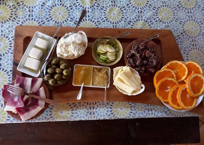 Oda ve Kahvaltı S'imbragu Farm Tortolì