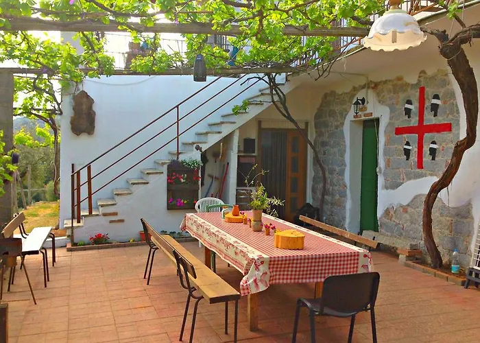 S'imbragu Farm Oda ve Kahvaltı 3*