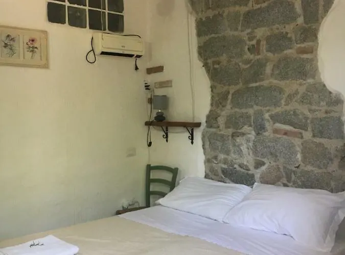 S'imbragu Farm Oda ve Kahvaltı