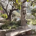 S'imbragu Farm Bed & Breakfast