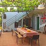 S'imbragu Farm Bed & Breakfast 3*