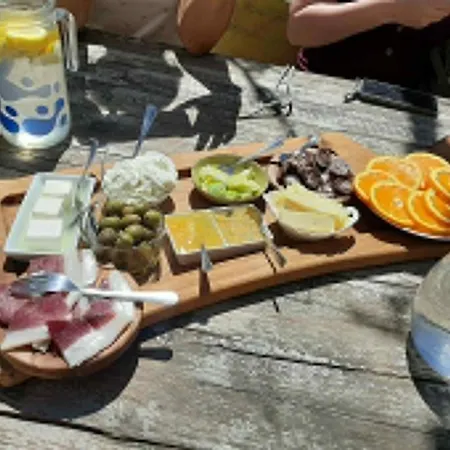 S'imbragu Farm