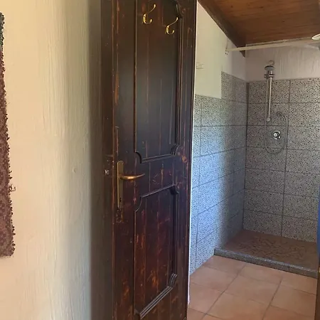 Bed & Breakfast S'imbragu Farm *